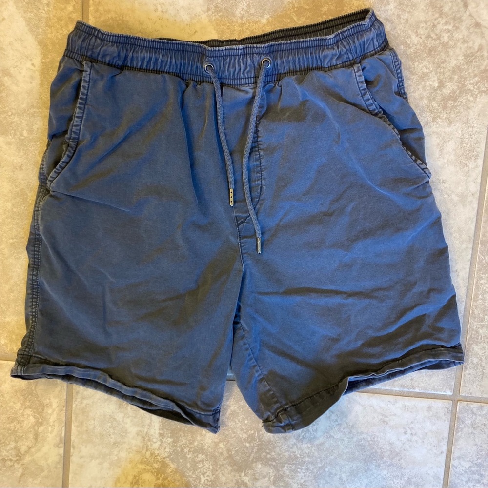 Blue American Eagle shorts